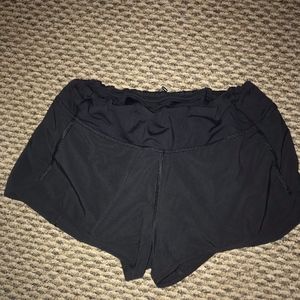 Lululemon Athletica Speed Short  2-way Stretch 2.5
